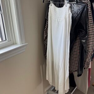 Elegant White Women's Skirt